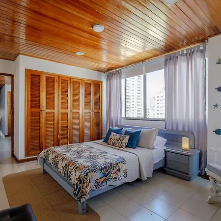 Habitación Doble Baño Privado Cerca Al Mar Y Bahia Habitación en casa particular Cartagena