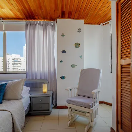 Habitación Doble Baño Privado Cerca Al Mar Y Bahia Habitación en casa particular Cartagena