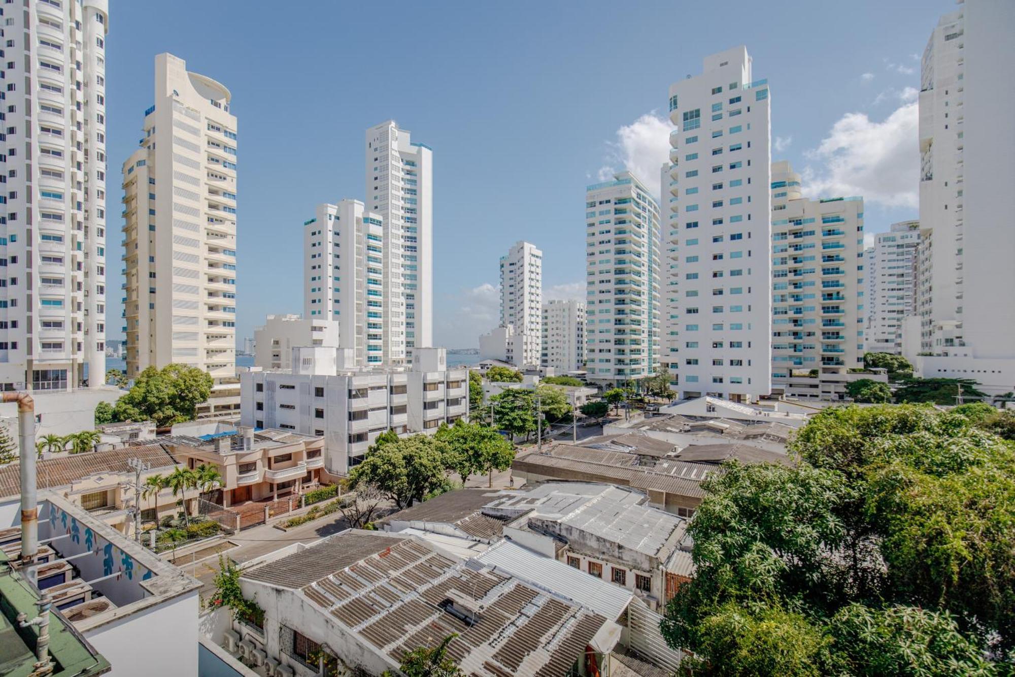 Habitación Doble Baño Privado Cerca Al Mar Y Bahia Habitación en casa particular Cartagena