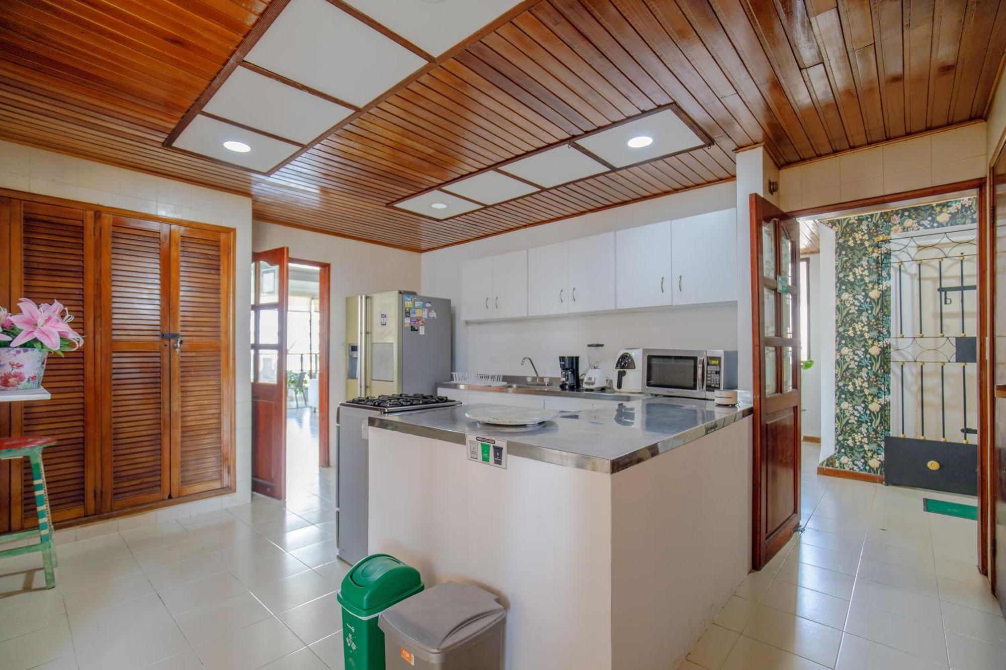 Habitación en casa particular Habitación Doble Baño Privado Cerca Al Mar Y Bahia *