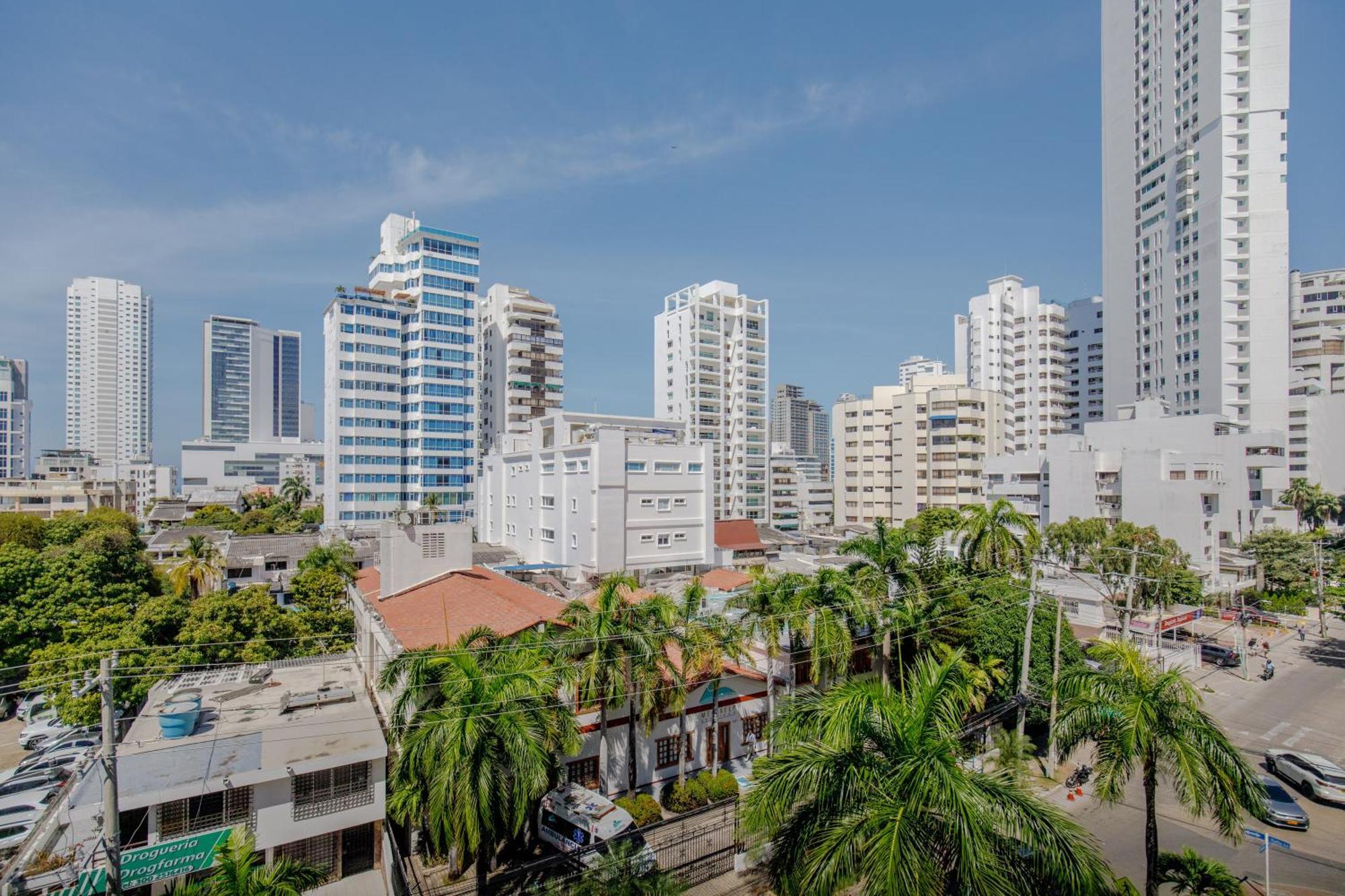 Habitación Doble Baño Privado Cerca Al Mar Y Bahia Habitación en casa particular